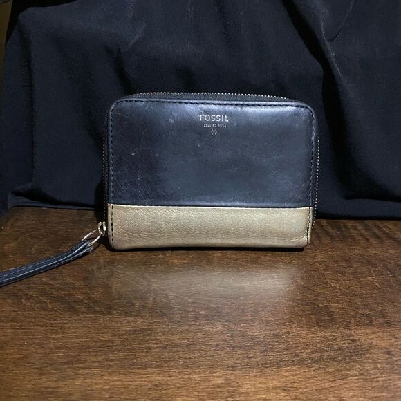 HUGE BUNDLE OF FOSSIL LEATHER WALLETS 5 - Picture 9 of 10
